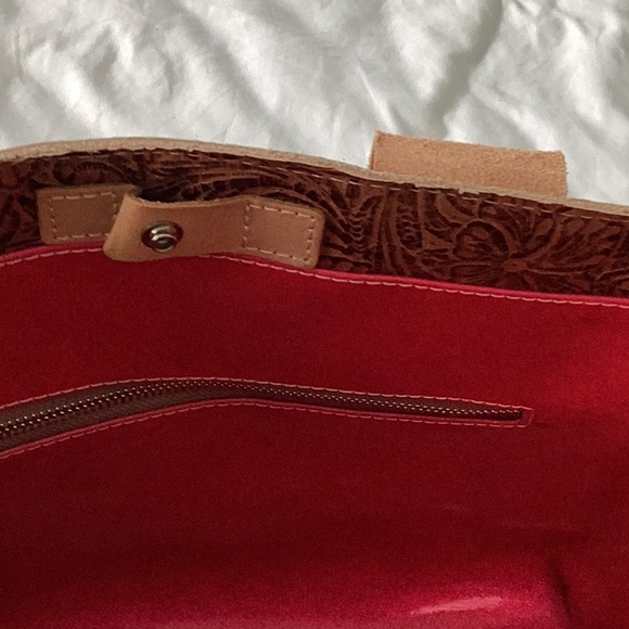 EUC Consuela Sally Carry all Tote - Picture 8 of 13